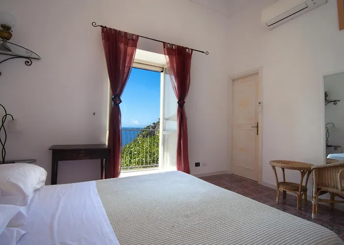 Francesca Gasthof Positano